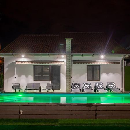 Ferienwohnung Excellent Time Belgrad Exterior foto